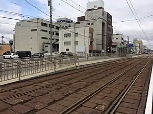 田原町方向（下行）月台（2014年3月5日）