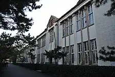 六二楼西北面，其中三角山花左侧部分为约1940年代扩建