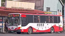 總達客運 KKA-6579 左側塗裝