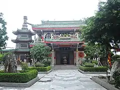 東側開山堂