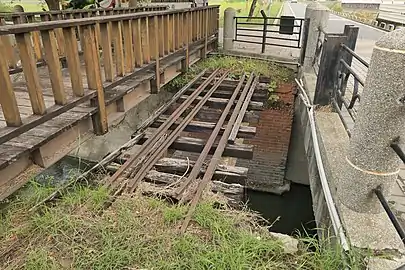 𥓞口圳上的糖鐵本州線遺跡