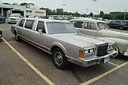 1989 Lincoln Town Car Limousine