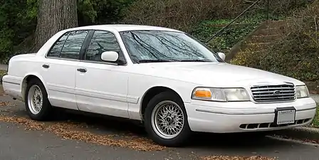 1998-2002 Ford Crown Victoria