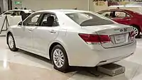 皇冠 Hybrid Royal Saloon (日本; 未改型)