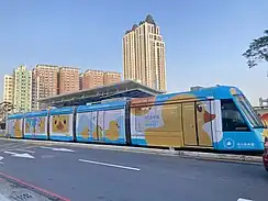 高雄輕軌黃色小鴨彩繪列車（2024）