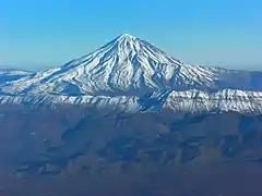 馬贊德蘭省德馬峰空照圖