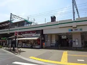 站舍西口（2016年6月11日摄）