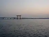 于弁天島海浜公園拍摄的浜名大橋