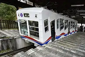 月台上停靠的車輛（2020年11月）