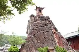 石钟寺承露亭