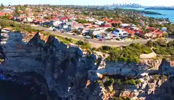 Clifftop neighbourhoods in the East of the suburb