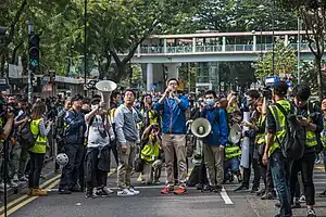 下午3時，議員林卓廷宣布遊行結束