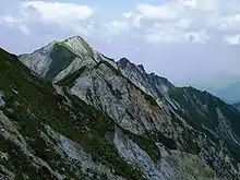 劍峰，大山最高峰