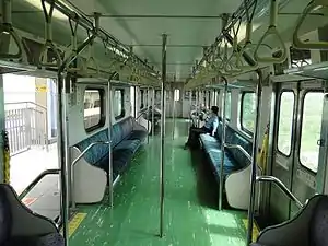 EMU600座椅改造車內裝（車門無階化前）