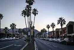 City of Palm Desert的天際線