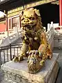 干清门前西侧的鎏金铜狮