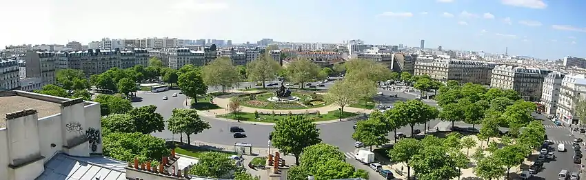 La place de la Nation, photographiée par Françoise de Gandi.