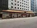 香港電車車站的特色廣告