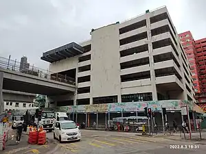 暫停清拆，以待加士居道天橋完成改道（2022年8月）