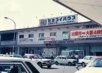 1988年仍為地上站的JR出雲市車站外觀