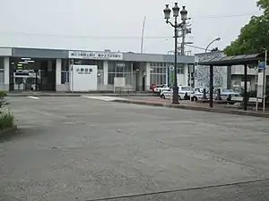 車站外觀（2015年7月4日）