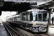 仍為2000番台時的列車。於JR東西線試車中。