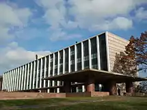 Photograph of the J. W. Gibbs Laboratories, Yale University