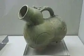 青瓷虎子，西晋，1977年南昌市出土