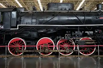 KD7-534号机车的动轮特写