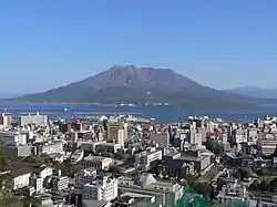 2004年 從城山所看到的櫻島及鹿兒島市區