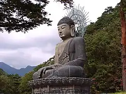 雪岳山新兴寺大佛