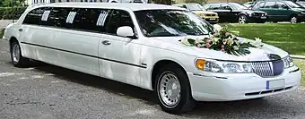 1998-02 Lincoln Town Car Limousine