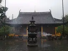 上海龙华寺大殿，清代