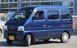 廂型車車頭