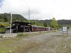 三菱大夕張鐵道（日语：）車輛保存地廣場（原三菱煤炭礦業大夕張鐵道線南大夕張站（日语：）遺跡）