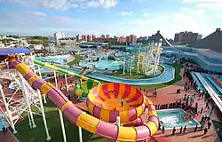 Munsu Water Park - Pyongyang, North Korea (11511854045).jpg