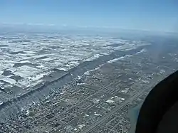 格里姆斯比鎮的已開發地段主要集中在安大略湖湖岸和尼亞加拉懸崖底部之間