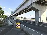 車站遺址處建設了有明海沿岸道路（大川繞道）大川東交匯處