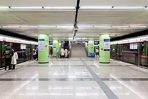 北新桥站5号线站台北新桥站首都机场线站台