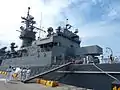 淮陽軍艦右舷艦橋特寫，攝於2013年中正軍港營區開放活動。