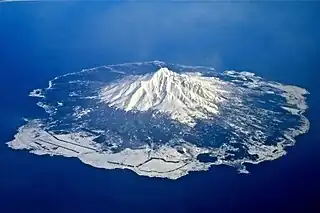 利尻島與利尻山