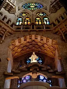 Standing in the transept and looking northeast (2011)