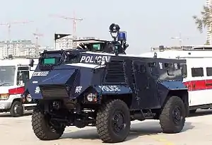 警察機動部隊撤遜裝甲車（俗稱煞臣、殺神），現在於警察機動部隊基地的裝甲車展覽閣展覽。