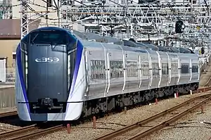 路線：中央本線列車：JR東日本E353系電聯車梓號