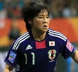 Ohno playing for Japan in the 2011 World Cup