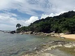 打馬郁村的海灘一景