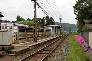 月台與候車室（2013年5月19日）