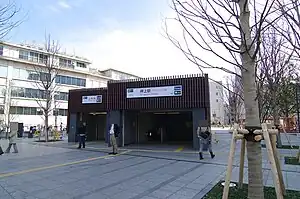 B3出口(攝於2012年4月15日)