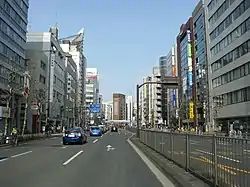東京都道302號新宿兩國線(靖國通)