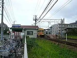 車站大樓與站內